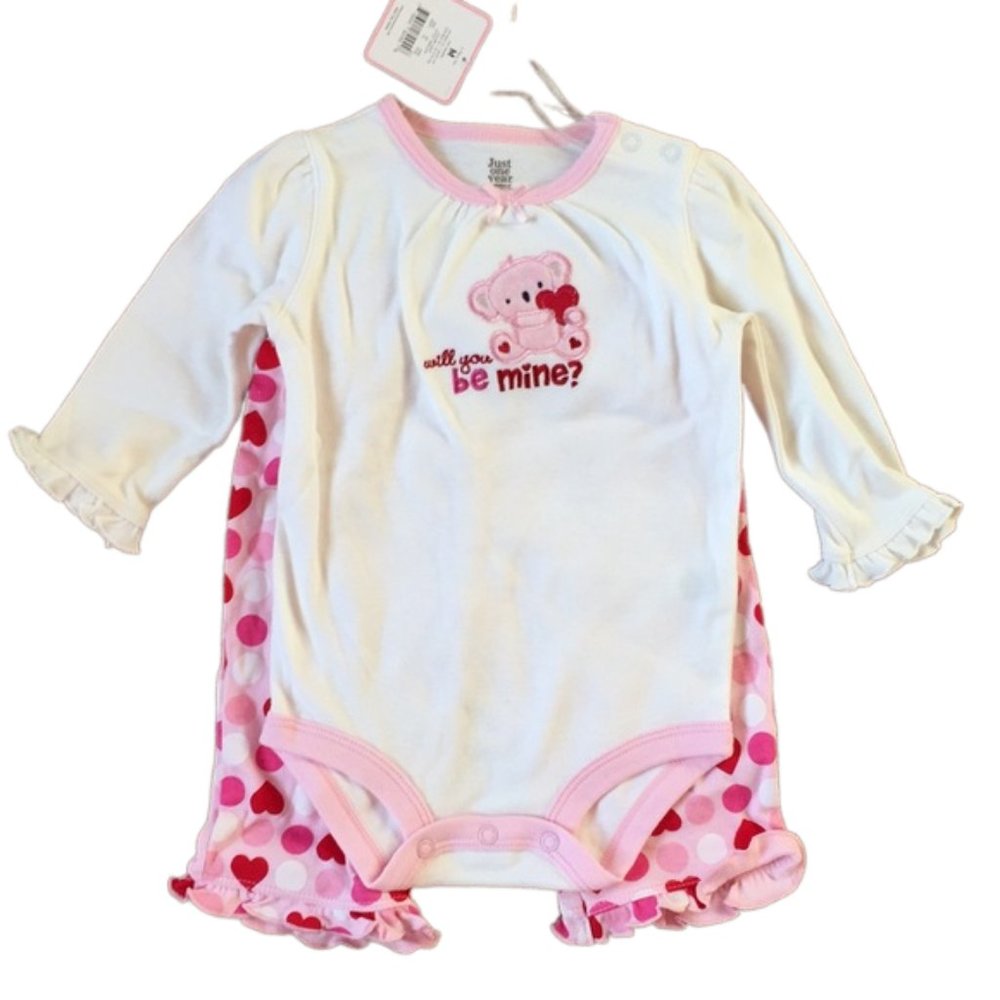 🎉 JUST ONE YEAR Valentine’s Day Onesie & Pants Set, size 3-6